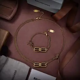 Ensemble de bijoux Balenciaga